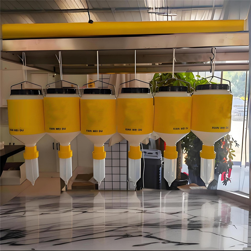 A20M 5L Squeeze Bottle Hanging - đánh giá và giá Sauce Squeeze Bottle